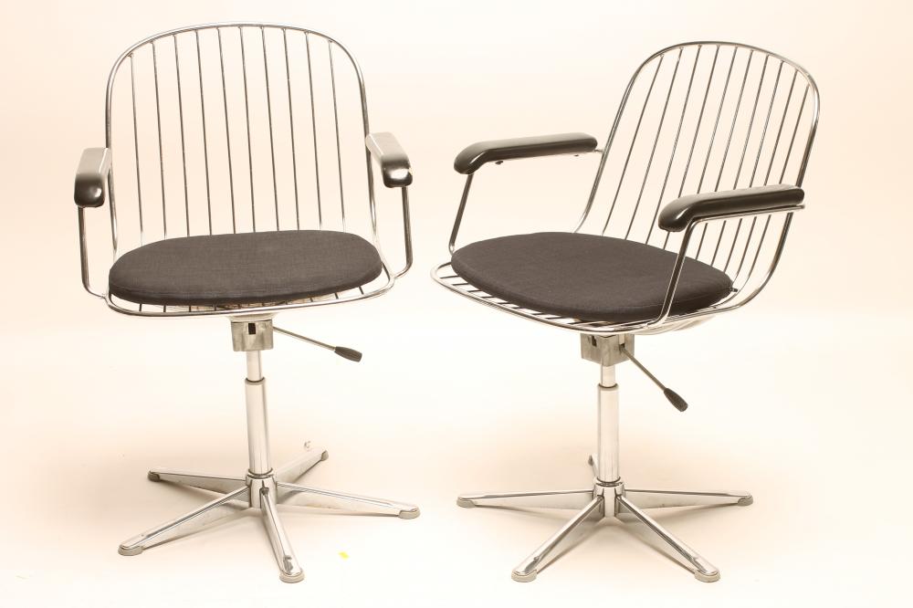 A PAIR OF CHROME FRAMED SWIVEL CHAIRS Image