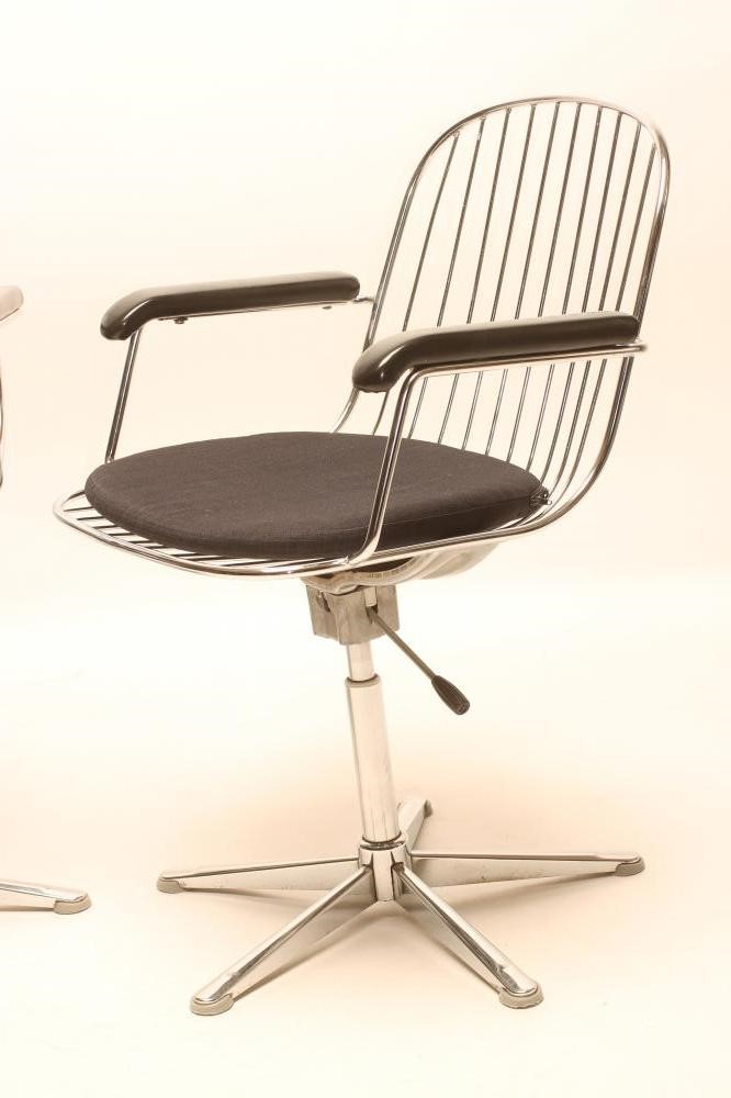 A PAIR OF CHROME FRAMED SWIVEL CHAIRS Image