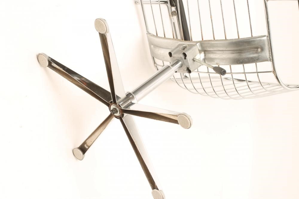 A PAIR OF CHROME FRAMED SWIVEL CHAIRS Image