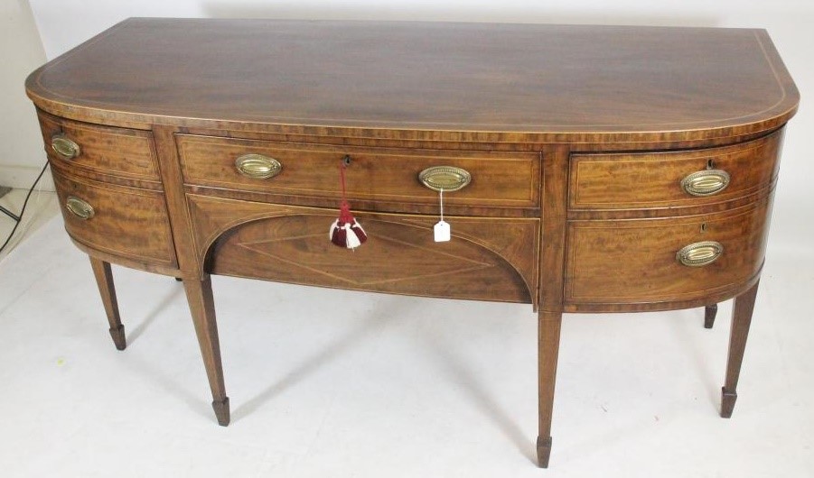 A GEORGIAN MAHOGANY SIDEBOARD Image