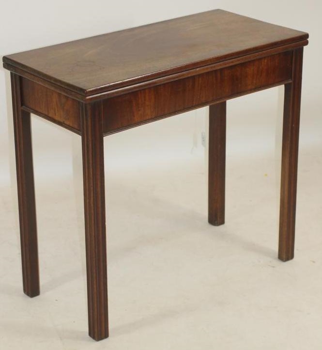 A GEORGIAN MAHOGANY FOLDING TEA TABLE Image