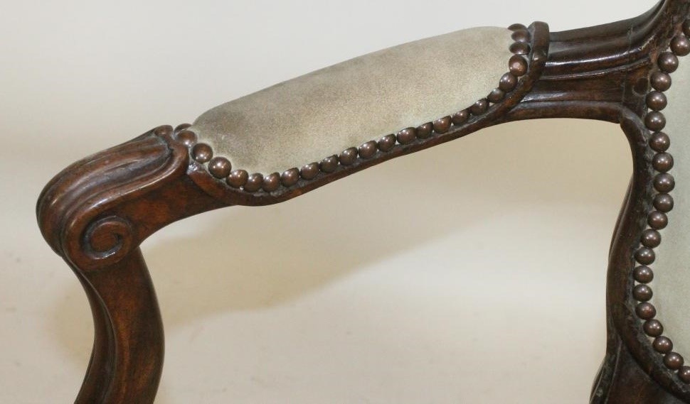 A GEORGIAN MAHOGANY FRAMED OPEN ARMCHAIR Image