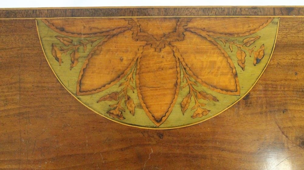 A GEORGIAN MAHOGANY FOLDING CARD TABLE Image