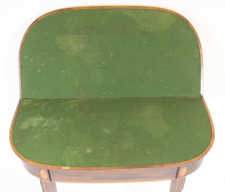 A GEORGIAN MAHOGANY FOLDING CARD TABLE Image