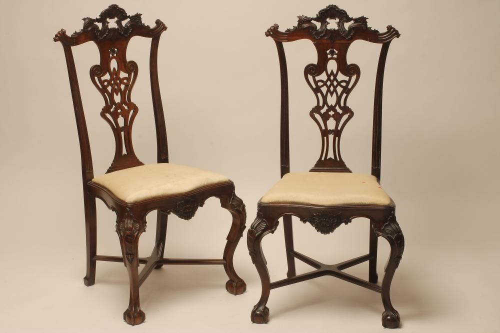 A SET OF FOUR COLONIAL ROSEWOOD(?) SIDE CHAIRS Image