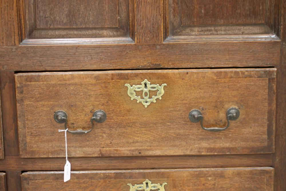 A GEORGIAN OAK AND WALNUT BANDED "MULE" CHEST Image