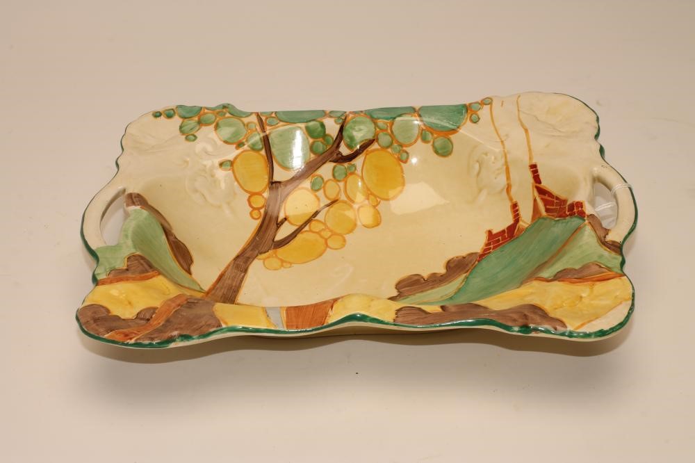 A CLARICE CLIFF NEWPORT POTTERY DISH Image