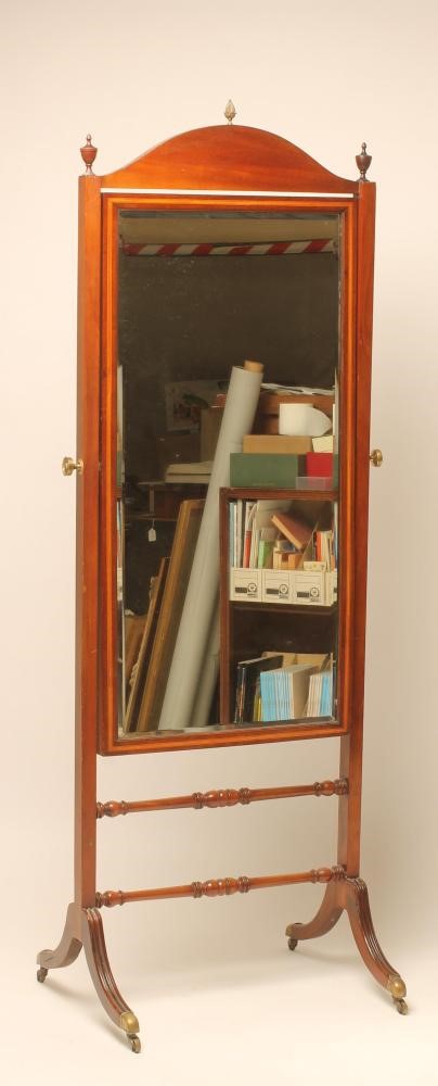 AN EDWARDIAN MAHOGANY CHEVAL MIRROR Image