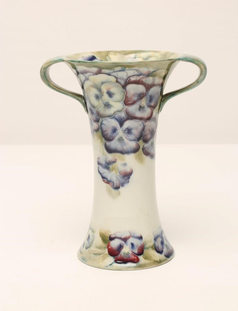 A MACINTYRE MOORCROFT  POTTERY VASE Image