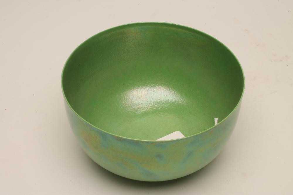 A RUSKIN PORCELAIN BOWL Image