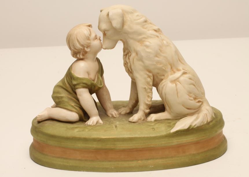 A ROYAL DUX BISQUE PORCELAIN FIGURE Image