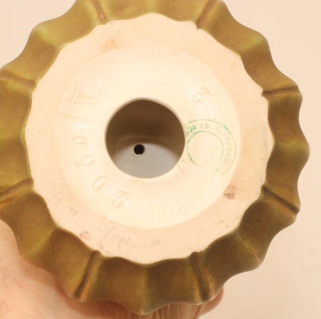 AN ART DECO ROYAL DUX BISQUE PORCELAIN FIGURE Image