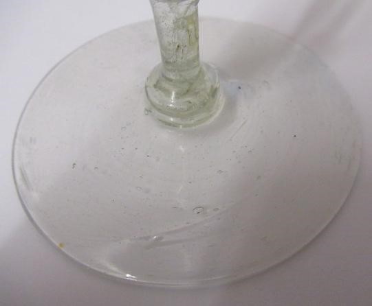 A FACON DE VENISE WINE GLASS Image