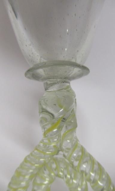 A FACON DE VENISE WINE GLASS Image