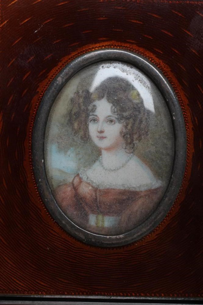 AN AUSTRO-HUNGARIAN SILVER DRESSING TABLE BOX Image