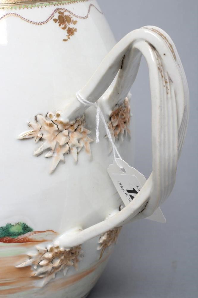 A CHINESE ARMORIAL PORCELAIN LARGE BARREL JUG Image