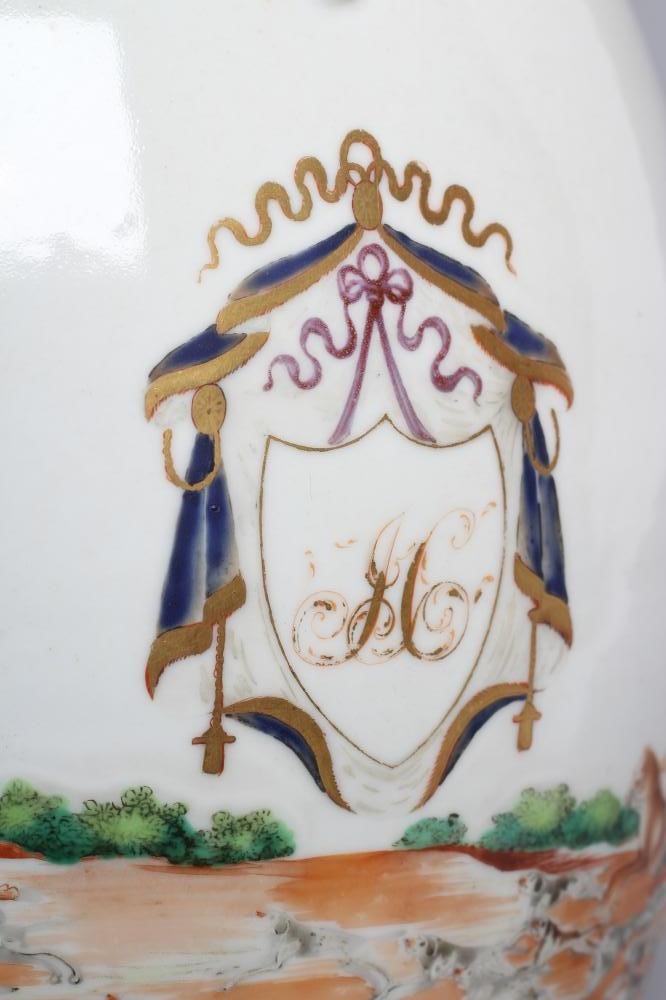 A CHINESE ARMORIAL PORCELAIN LARGE BARREL JUG Image