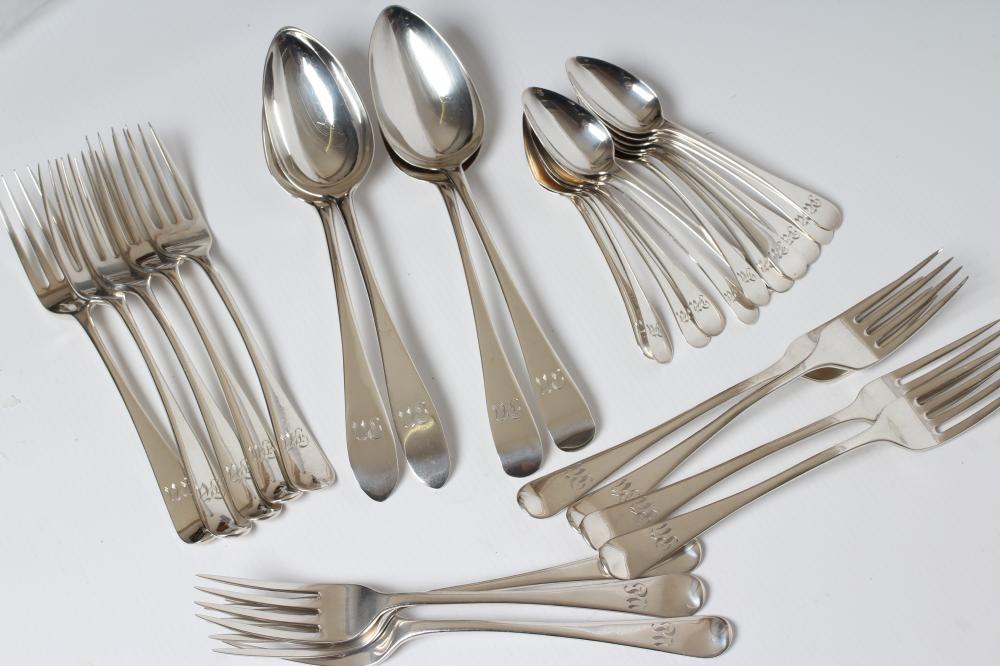 A COLLECTION OF SILVER FLATWARE comprising twelve teaspoons Image
