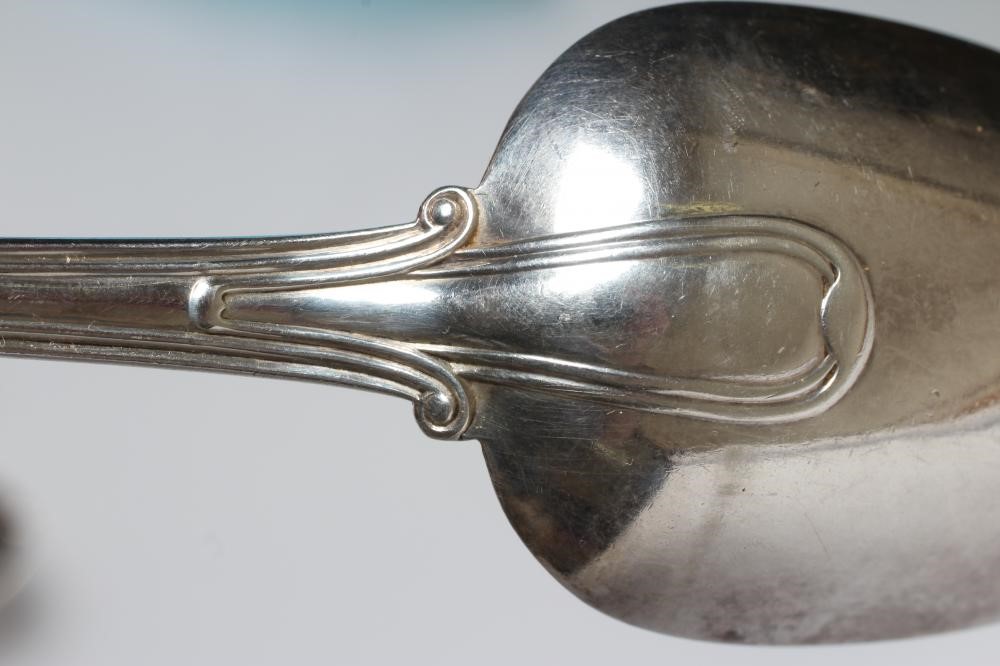 A SET OF FOUR VICTORIAN SILVER TABLESPOONS Image