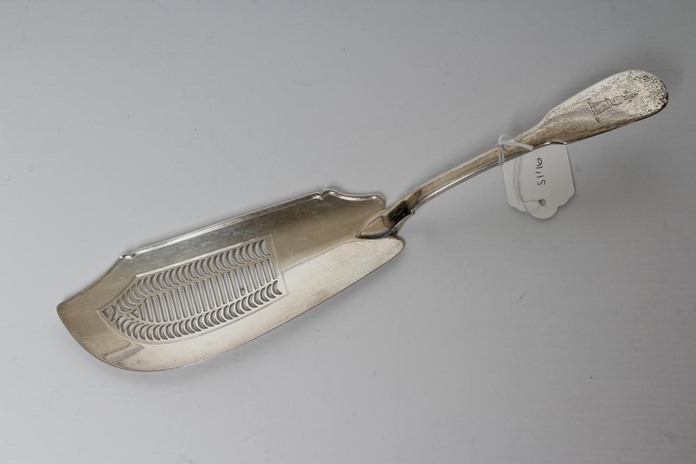 A LATE GEORGE III SILVER FISH SLICE Image