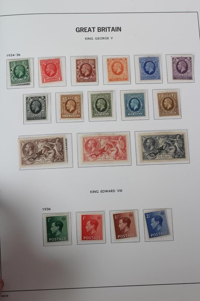 GREAT BRITAIN RESIDUAL COLLECTION IN PRINTED ALBUM Image