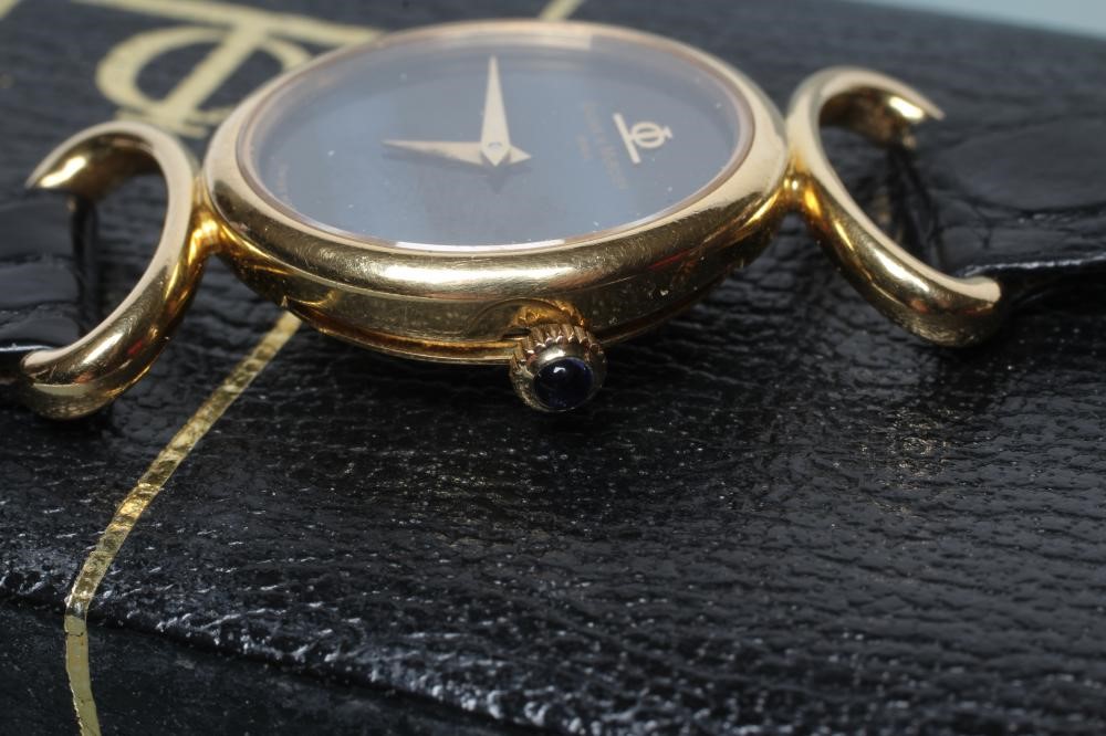 A LADY'S 18CT GOLD BAUME & MERCIER WRISTWATCH with blue ombre dial Image