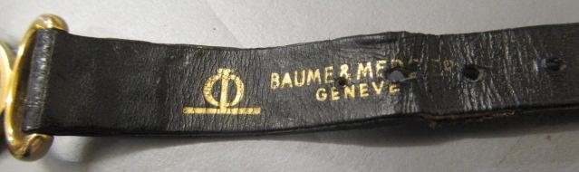 A LADY'S 18CT GOLD BAUME & MERCIER WRISTWATCH with blue ombre dial Image