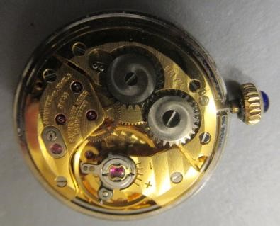 A LADY'S 18CT GOLD BAUME & MERCIER WRISTWATCH with blue ombre dial Image