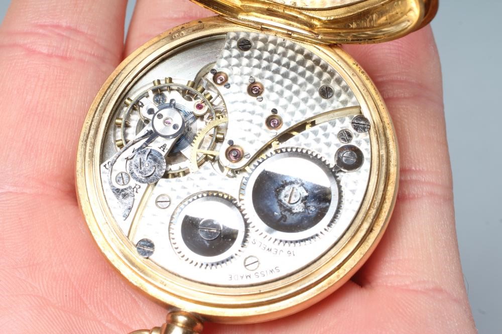 AN 18CT GOLD TOP WIND POCKET WATCH Image