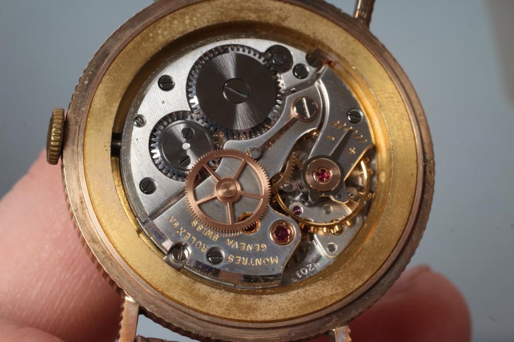 A GENTLEMAN'S 9CT GOLD ROLEX PRECISION WRISTWATCH Image