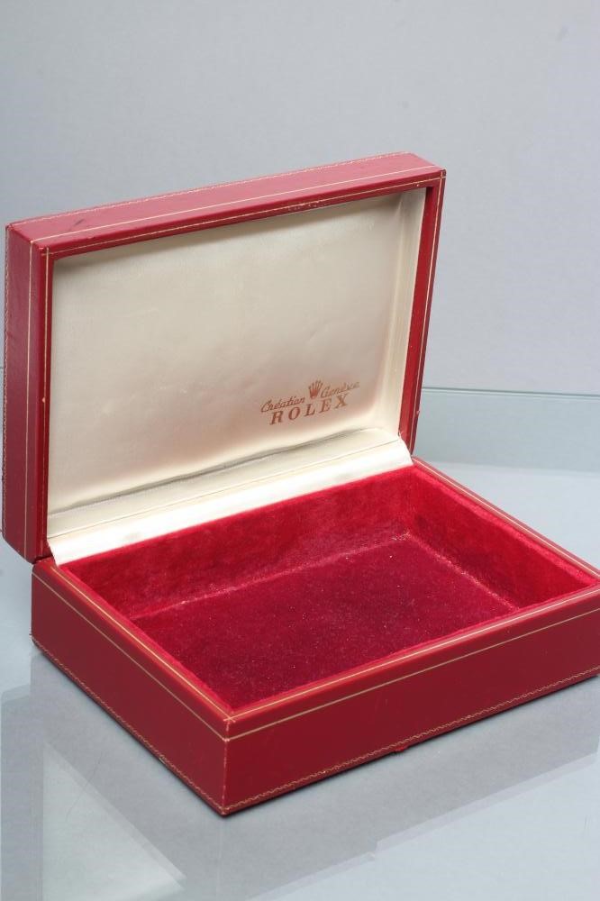 A ROLEX RED LEATHER WATCH/JEWELLERY CASE Image