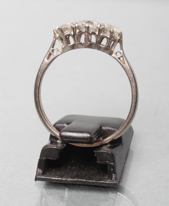 A THREE STONE DIAMOND RING Image