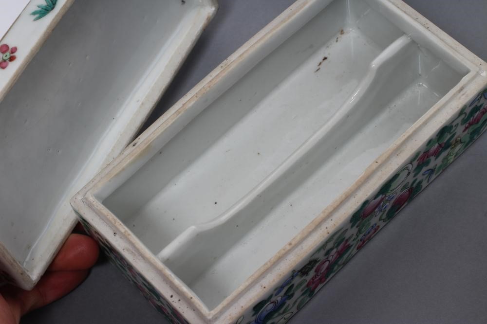 A CANTONESE PORCELAIN WARMING DISH of circular form with two small spouts Image