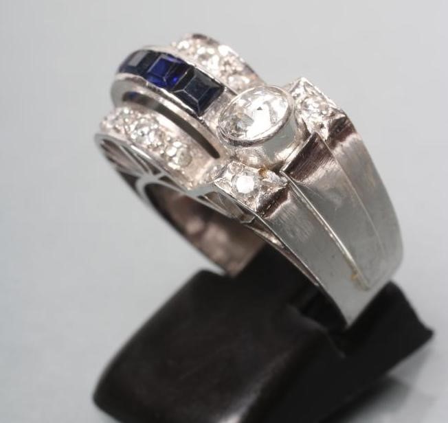 AN ART DECO SAPPHIRE AND DIAMOND COCKTAIL RING Image