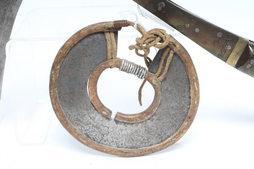 AN AFGHANISTAN FOLDING LOHAR with 6" curved blade Image