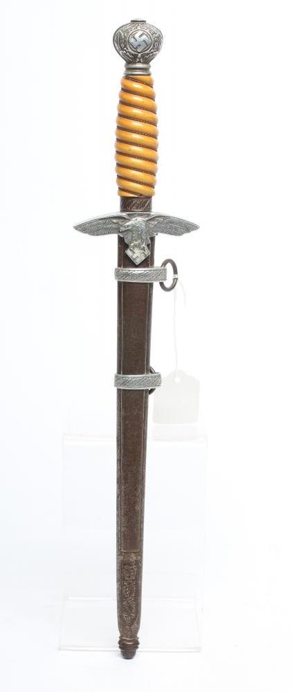 A THIRD REICH LUFTWAFFE OFFICER'S DAGGER Image