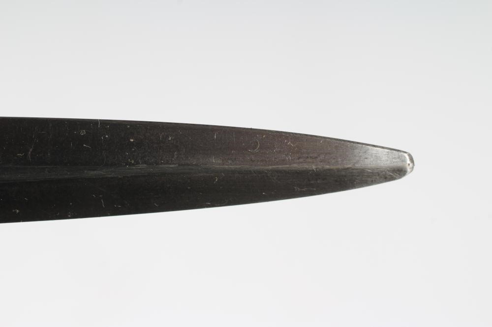 A THIRD REICH LUFTWAFFE OFFICER'S DAGGER Image