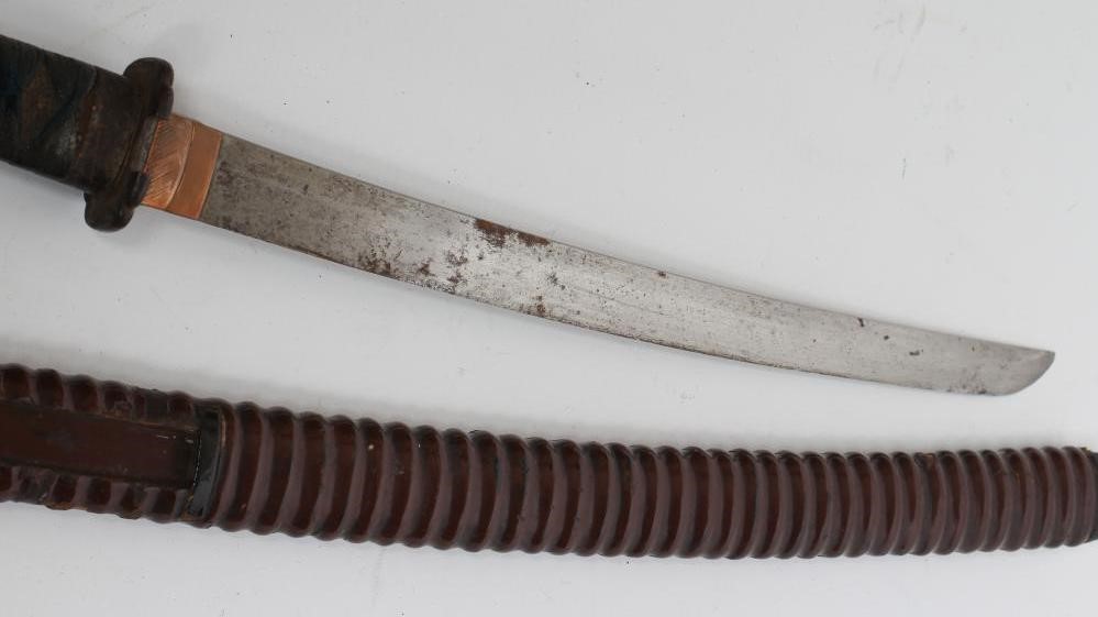 A JAPANESE WAKIZASHI with 14" curved blade Image