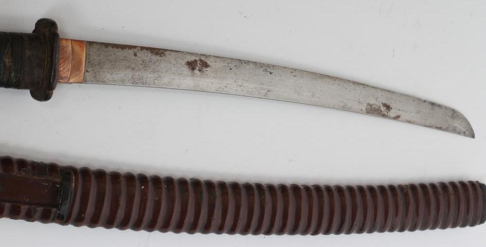 A JAPANESE WAKIZASHI with 14" curved blade Image