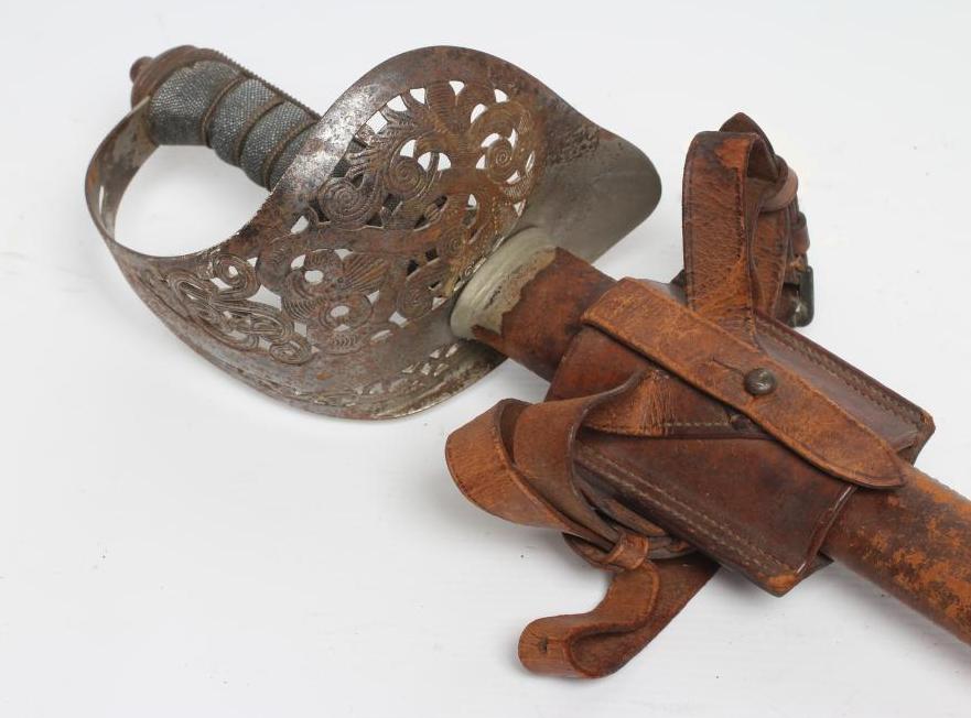 AN 1897 PATTERN INFANTRY OFFICER'S SWORD Image