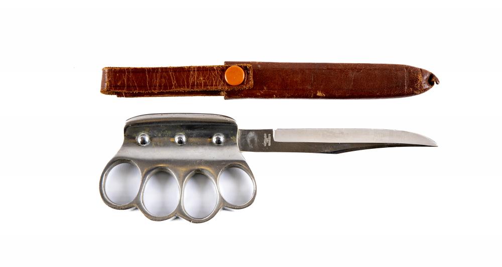 A WWI CLEMENTS KNUCKLE DUSTER KNIFE with 5" clip point blade Image
