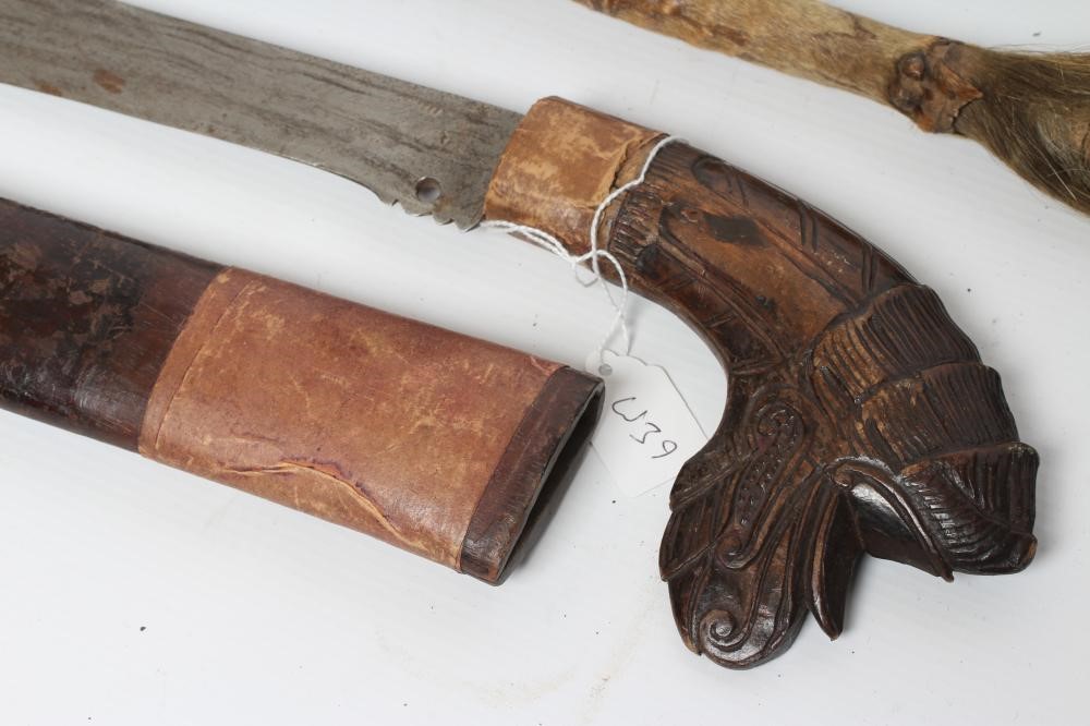 A MALAYSIAN GOLOK SWORD with 22" curved blade Image