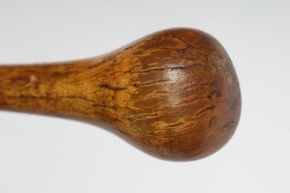 A ZULU RHINO HORN KNOBKERRIE Image