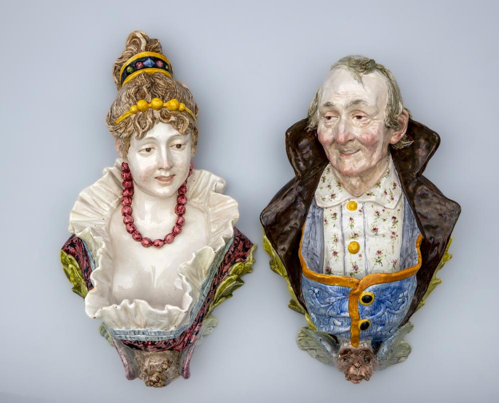 A PAIR OF GINORI MAJOLICA WALL POCKETS Image