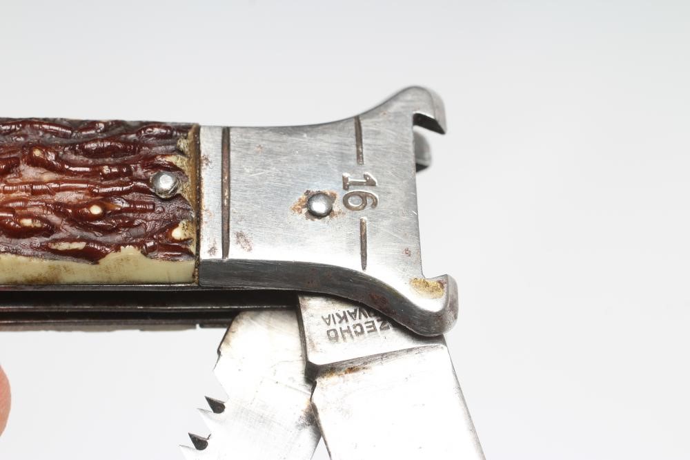 A SWEDISH BARREL KNIFE by JDH. Engstrom Image