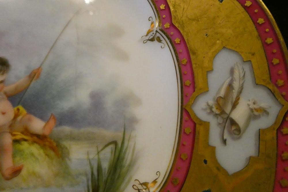 A SET OF NINE FRENCH PORCELAIN CABINET PLATES Image
