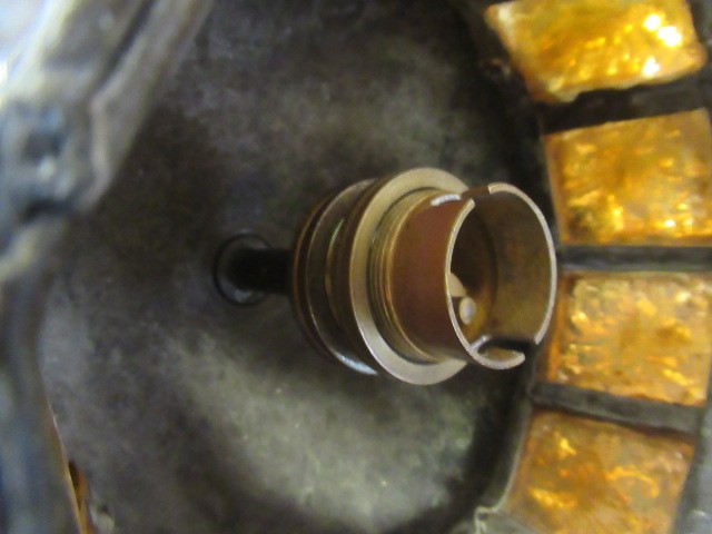 AN AUSTRIAN ART NOUVEAU BRASS SNAKE TABLE LAMP Image