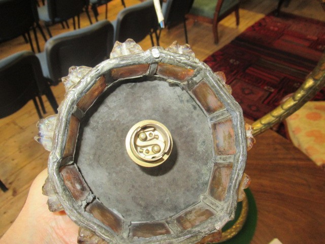 AN AUSTRIAN ART NOUVEAU BRASS SNAKE TABLE LAMP Image