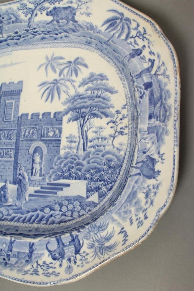 A SPODE EARTHENWARE CARAMANIAN MEAT PLATE Image