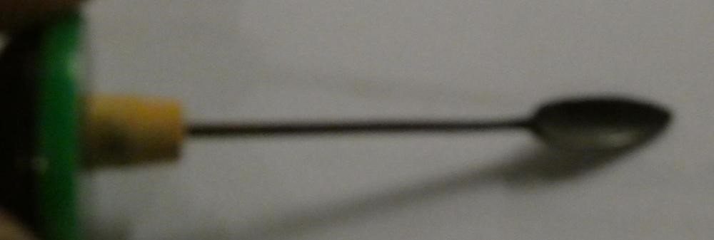 A CHINESE WHITE CRYSTAL SNUFF BOTTLE Image